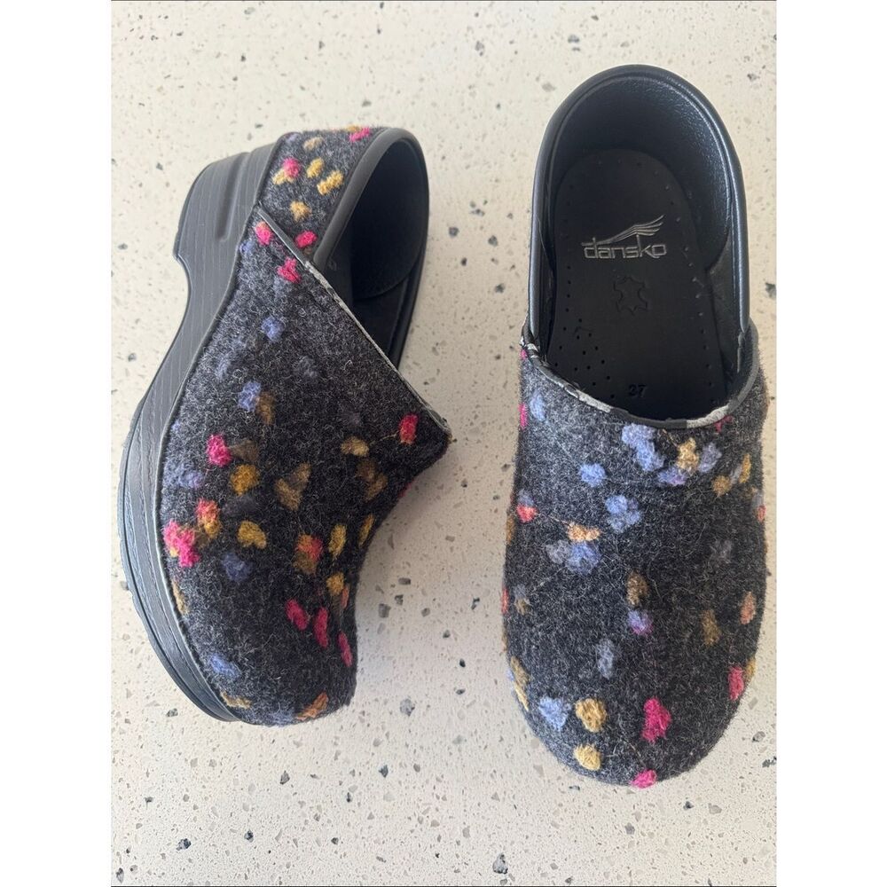 Dansko Gray Wool Felt Textile Clogs Pink Yellow Lavender Dots Slip-On Shoes 37